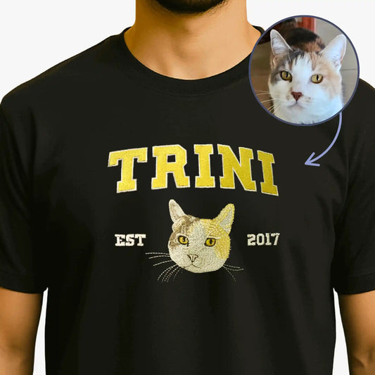 Cara de tu Mascota en Bordado Hiper Realista Estilo College - Polera Manga Corta