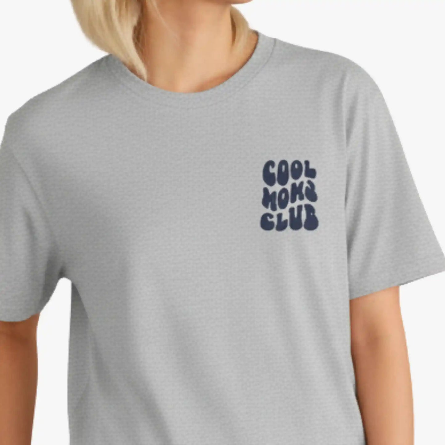 Cool Moms Club - Polera Manga Corta Bordada