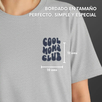 Cool Moms Club - Polera Manga Corta Bordada